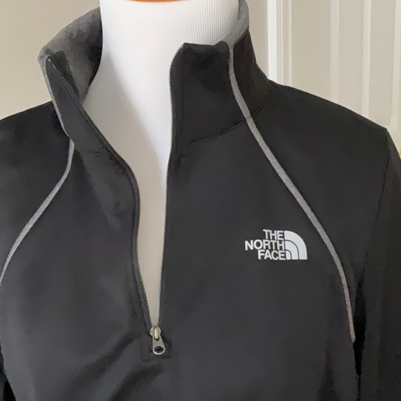 The North Face long sleeve athleisure top - Picture 2 of 3